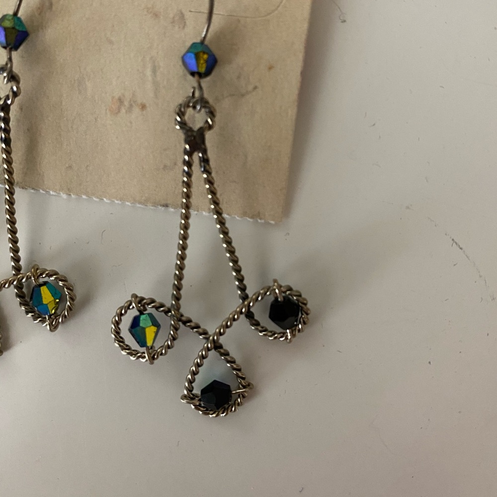 Earrings - Picture 2 of 3